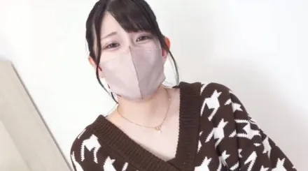 FC2-PPV-4824996 奇妙的群交3P