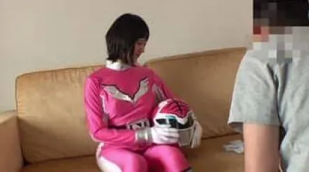 FC2-PPV-2406022 战队女主角