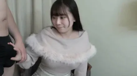 FC2-PPV-4607085 小穴粉嫩学生妹