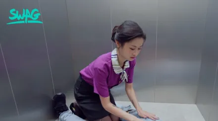 JSBY-0085「客人，請上我」氣質貴婦百貨電梯小姐 小婕