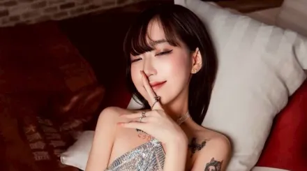 与刚交往的女友约定好要试用一下彼此的身体我肯定是狂抽猛送让她离不开我 艾嫣