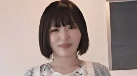 FC2-PPV-4658306 娃娃脸的素人