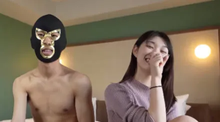 FC2-PPV-4418834 半年处女挑战处男猎