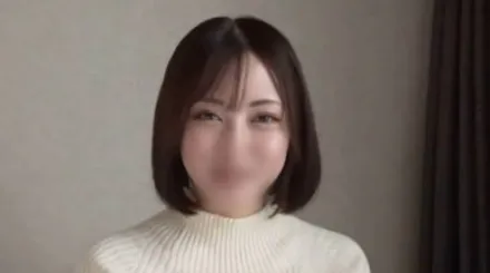 FC2-PPV-4601294 渴望性爱并想要一根鸡巴