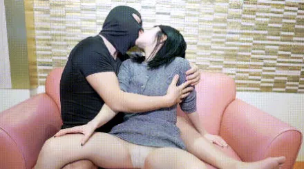 FC2-PPV-4671391 在表演中跳着漂亮舞蹈