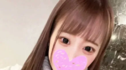 FC2-PPV-4670050 她作为单身女性陷入困境