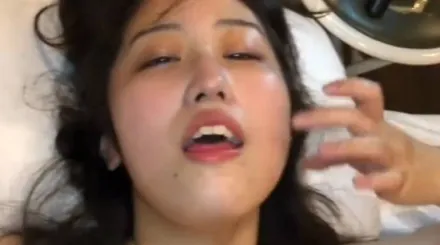 FC2-PPV-4798422 第一次体验被支配的感觉