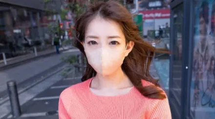 FC2-PPV-2903548 性感傲人的巨乳美容顾问