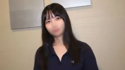 FC2-PPV-4805548 穿着时尚的美丽女子