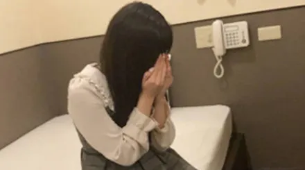 FC2-PPV-4802619 这位美女曾是女仆