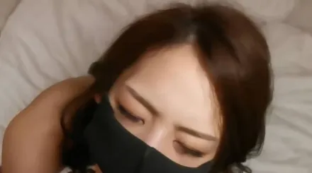 FC2-PPV-2701562 淫荡少妇被插得高潮绝叫