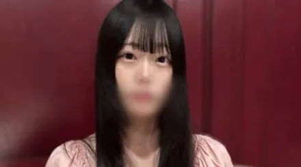 FC2-PPV-4665719 拥有美丽肌肤但有严重精神健康问题