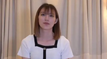 FC2-PPV-3676310 名人的长相