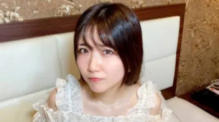 FC2-PPV-4756335 与可爱美女重逢