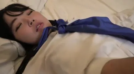 FC2-PPV-4550845 多汁诱人的美体