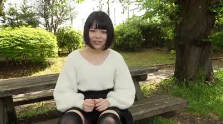 FC2-PPV-4690287 从出生到现在20年来从未与男性有任何关系