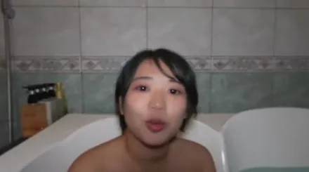 FC2-PPV-4540592 女仆装开门立即性交