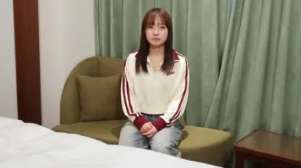 FC2-PPV-4724363 被巨根插入处女消失