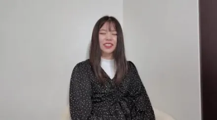 FC2-PPV-4528449 纯真无垢的大学生被老头玩弄到中出