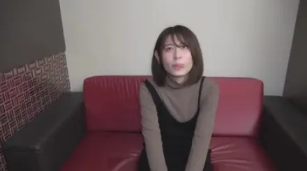 FC2-PPV-4531230 和真面目女孩的另一个性爱视频