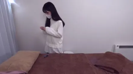 FC2-PPV-4688103 黑长发丝滑美肌极品美女登场