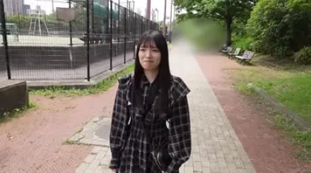 FC2-PPV-4691884 在羞耻中迎来快感的她