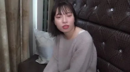 FC2-PPV-4504330 充满潜力的肤色白皙美裸体