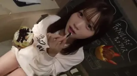 FC2-PPV-4509988 传说的前偶像期待的4P初公开