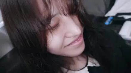 FC2-PPV-4494864 无垢直率黑发苗条美女