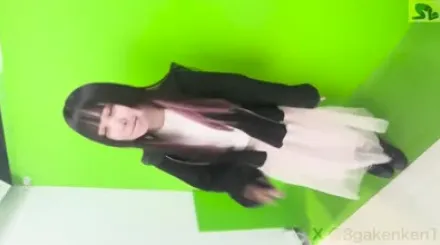 FC2-PPV-4431781 温柔声音俘获男人的受欢迎配信者琳酱