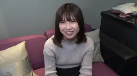 FC2-PPV-4465742 有点朴素认真女孩あゆみ酱长美腿健康圆臀