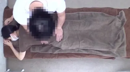 FC2-PPV-4592719 酷感黑发苗条美女