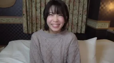 FC2-PPV-4309878 纤细美丽的身躯