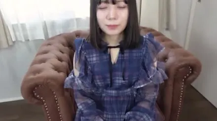 FC2-PPV-4317426 一个可爱听话的女孩