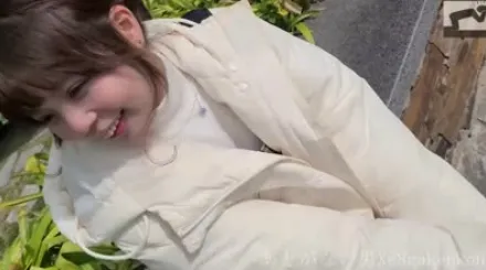 FC2-PPV-4313362 在滴落色情白浊液的子宫深处种付