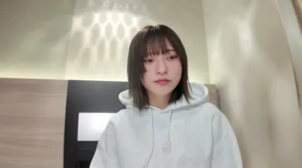 FC2-PPV-4339979 中性风雫酱