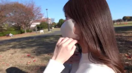 FC2-PPV-4356814 原偶像级美少女激烈3P连续中出