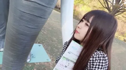 FC2-PPV-4208743 邻家小妹