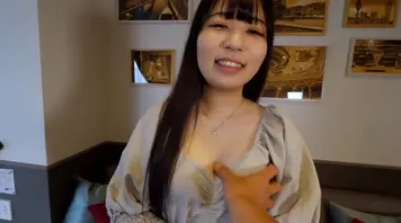 FC2-PPV-4205235 压倒性透明感的千金小姐小优酱