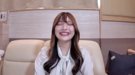 FC2-PPV-4280655 对着口交经验不足的人的嘴巴猛戳