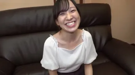 FC2-PPV-3954350 拥有美乳和模特般纤细身材的希良梨酱