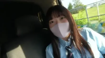 FC2-PPV-3808415 刚成年的小美女