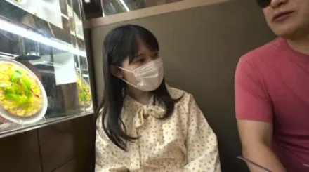 FC2-PPV-3749826 假扮大学生申请私人拍摄的离家少女