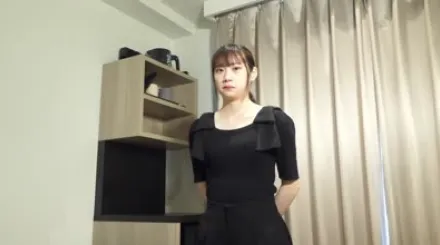 FC2-PPV-3864120 透明感十足的爱笑少女