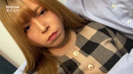 FC2-PPV-4595951 美臀诱惑业余素人背后激情