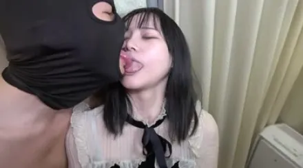 FC2-PPV-3188639 两雙中出