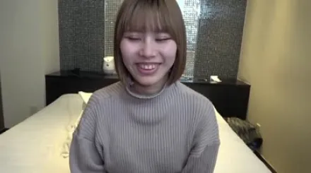 FC2-PPV-3189445 尽情欣赏这位著名模特的美丽乳房和阴部