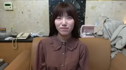 FC2-PPV-3139540 对因态度冷淡的偶像般美女进行了内射