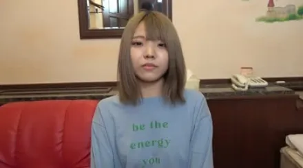 FC2-PPV-3143750 对白皙苗条的美女进行了两次内射