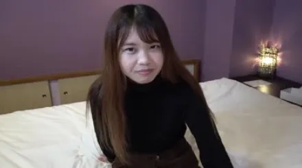 FC2-PPV-3150983 善良的学生妹在镜头前与初次见面的男人进行原始性爱